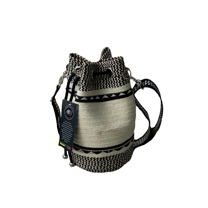 Mochila Exclusiva Caña Flecha Cruda con Peine