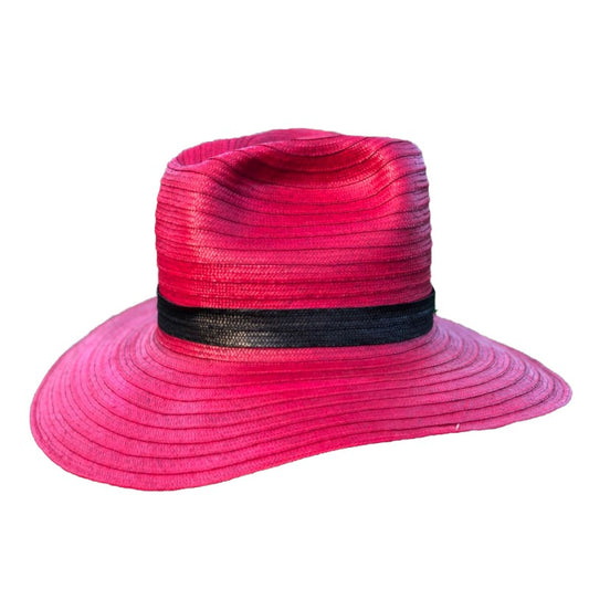 Sombrero 23 Fibras Engomado Rojo Ala Corta